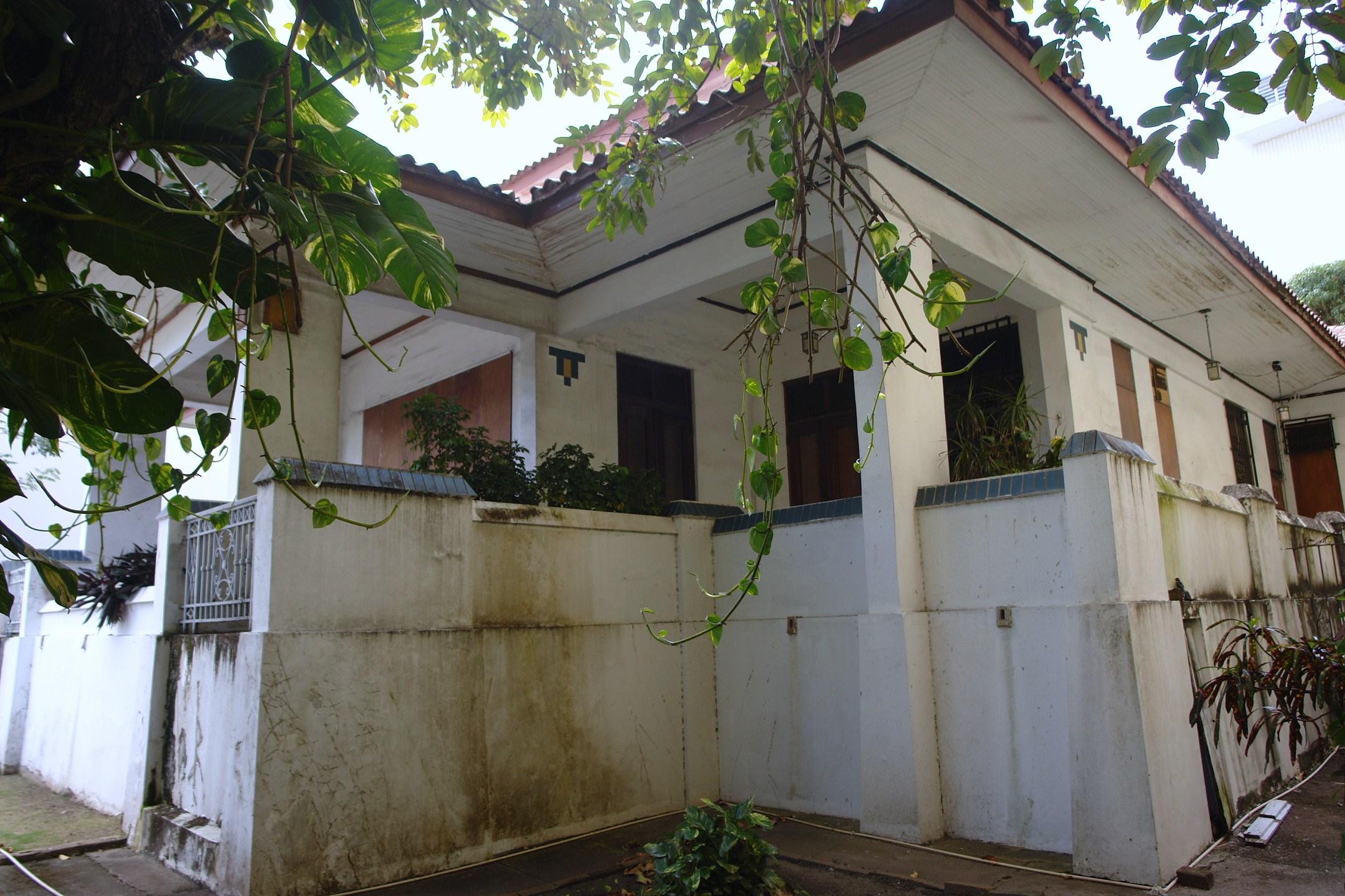 Residencia Dr. Eugenio Fernández García - Ponce de Leon 652 - San Juan (Miramar) - 2012 00006